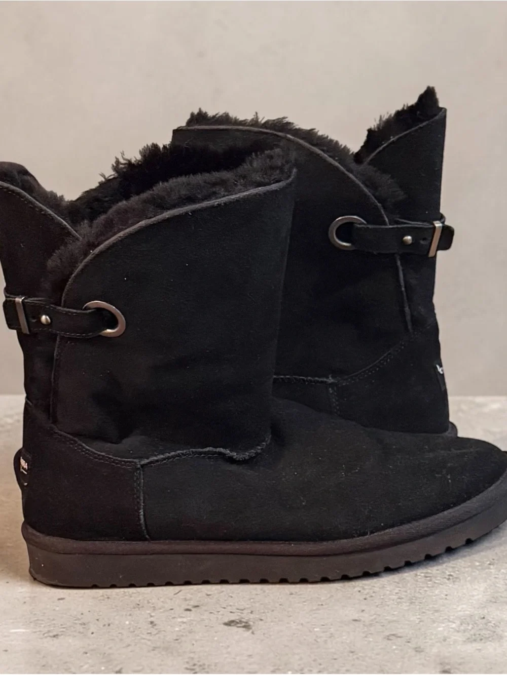 Koolaburra By Ugg Remley Short Black Suede Faux Fur Boots